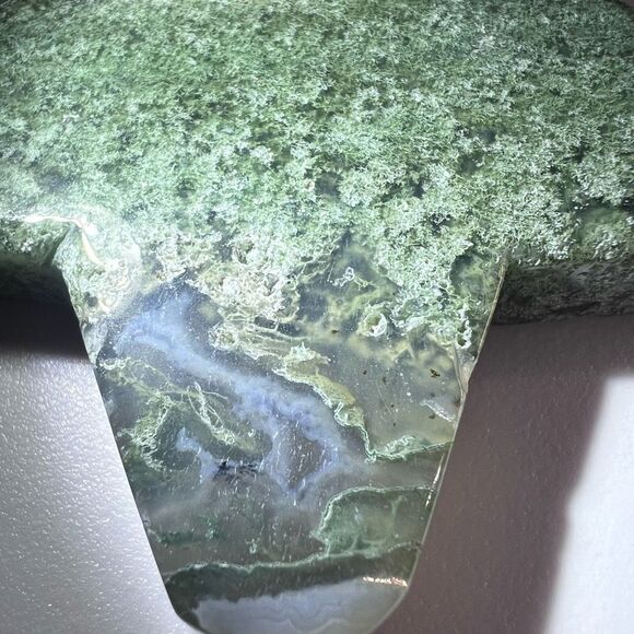 Moss Agate Crystal Star Carving (3) - Picture 3 of 10
